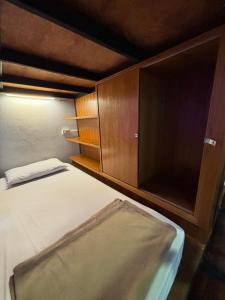 Phòng Ngủ Tập Thể 4 Giường Cho Cả Nam Và Nữ  (4-Bed Mixed Dormitory Room)