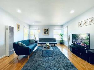 804- SanMateo Comfortable 2BR Home WiFI and free Parking