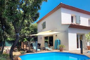 Villas Villa Garrigue - piscine, parking, maison entiere : photos des chambres