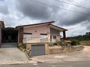 Casa dos Neto Santiago - Anadia