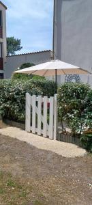 AGREABLE REZ DE JARDIN AVEC TERRASSE PROCHE PLAGE