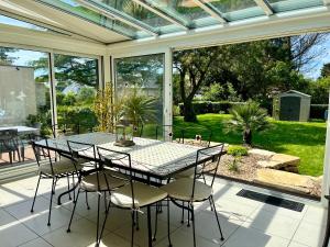 Maisons de vacances La Baule - Villa avec jardin, 15 mn plage-centre-ville : photos des chambres