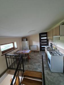 Приватна садиба "Лідія"