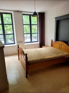 Appartements A DEUX MINUTES DU CHATEAU FORT de SEDAN : photos des chambres