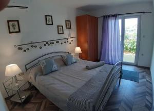 Spacious Apartment, Villa Tania