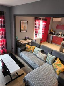 Appartements La Bastide du Canal avec piscine et clim : photos des chambres