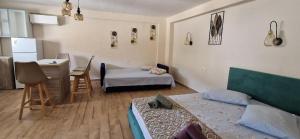 Stergios Suite with Private Jacuzzi