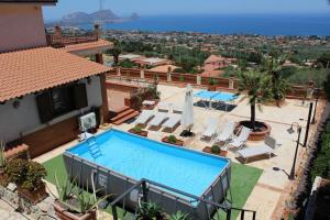 Villa Belvedere di Altavilla with Pool and Near The Sea