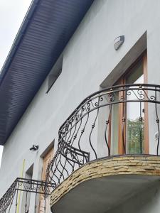 Приватна садиба "Лідія"