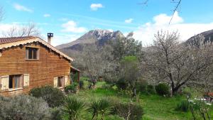 Villas Les Amandiers Bugarach gite en belle nature : photos des chambres