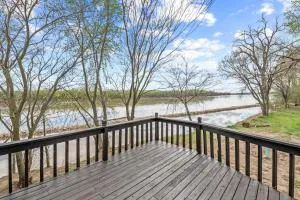 The River Stables in St. Charles, MO - 伯克利