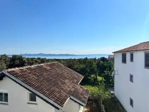 Apartment Schwarz in Petrčane IV - Gornje Petrčane