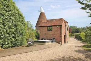 Ramsden Farm Oast - Bethersden