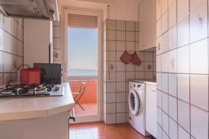Argentario Retreat Sea View Terrace, WiFi & Private Parking Included
