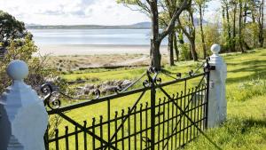 Lissadell on The Beach