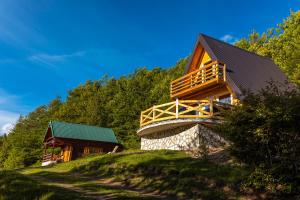 Mountain House Komovi-Radunovic DE LUX