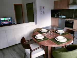 La Provence vous Attend - 2ème étage