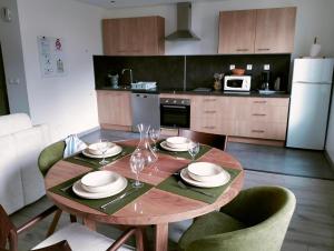 La Provence vous Attend - 2ème étage