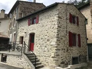 Maison au coeur de la dolce via et via rhona - Beauchastel