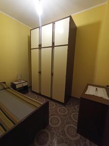 Via San Vincenzo, 21
