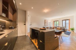 Astoria Haussmannien - Appartement de caractère