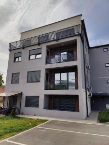 Sunflower Apartments