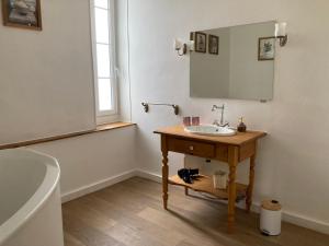 Maisons d'hotes Les Croque-Notes, chambres et table d'hotes : photos des chambres