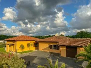 Maison mitoyenne, 2 chambres, 4 personnes - Quartier-Neuf Maison mitoyenne, 2 chambres, 4 personnes - Quartier-Neuf