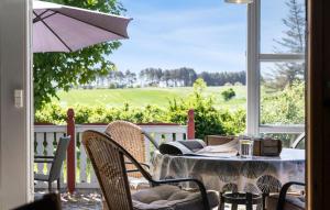 3 Bedroom Nice Home In Ebeltoft