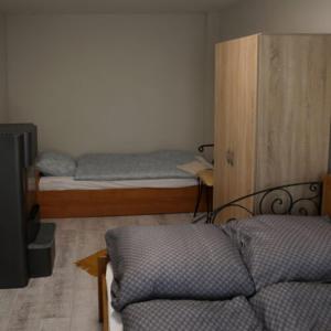 Róza Vendégházak- Tényő