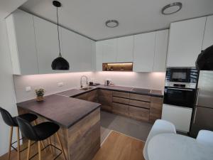 Sunflower Apartments