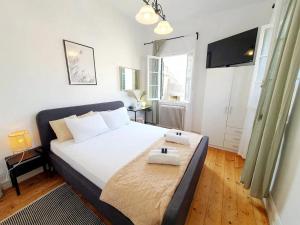 Corfu Old Town TERRACE (2 bathrooms, 55m2)