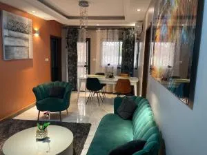 At Home Lisda - Ebé