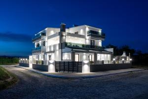 Grand Wave Luxury Suites