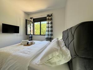 SeaWolf Apartment
