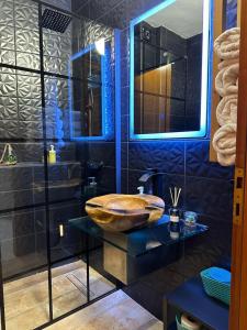 Well designed 2 Bdr Apartment