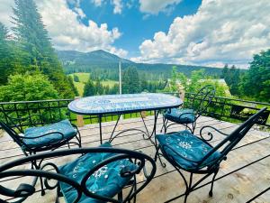 Mountain story apartment