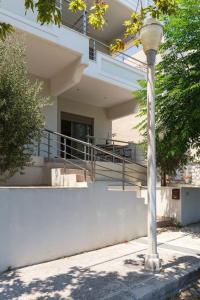 J&G Rhodes city flat