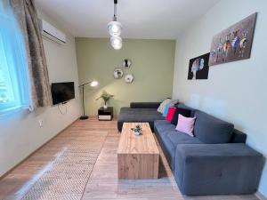 Madrid 2BDR w Parking Spot near Metro, Serdika Mall