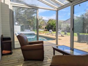 Ty glaz- Piscine privé chauffé securisé -Plage 700m