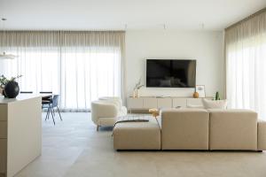 Villa Olea - villa with heated pool, sauna and gym