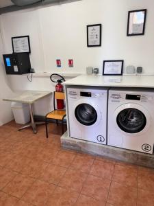 Appartements Antibes Port - Terrasse - Parking - Piscine : photos des chambres