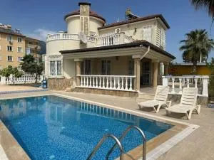 Villa GOLD Alanya da Özel Havuzlu Muhteşem Villa - 卡吉柯克