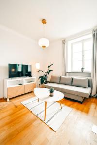 Old Town Heart V - Old Town Square