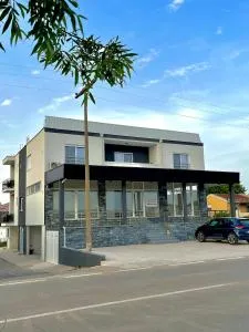 Street Apartments - Bregvija