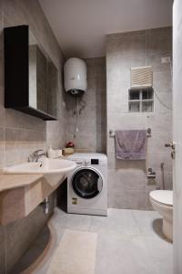 2BR Chalet Direct on swimming pool Ain Sokhna