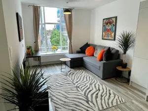 Nero view, Southend City High Street - Sutton