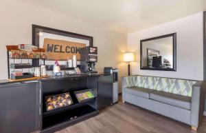 Extended Stay America Suites - Wichita - East