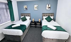 LushStay Telford - Families, Contractors & Group of Friends, long term stay
