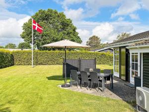 6 person holiday home in Hadsund